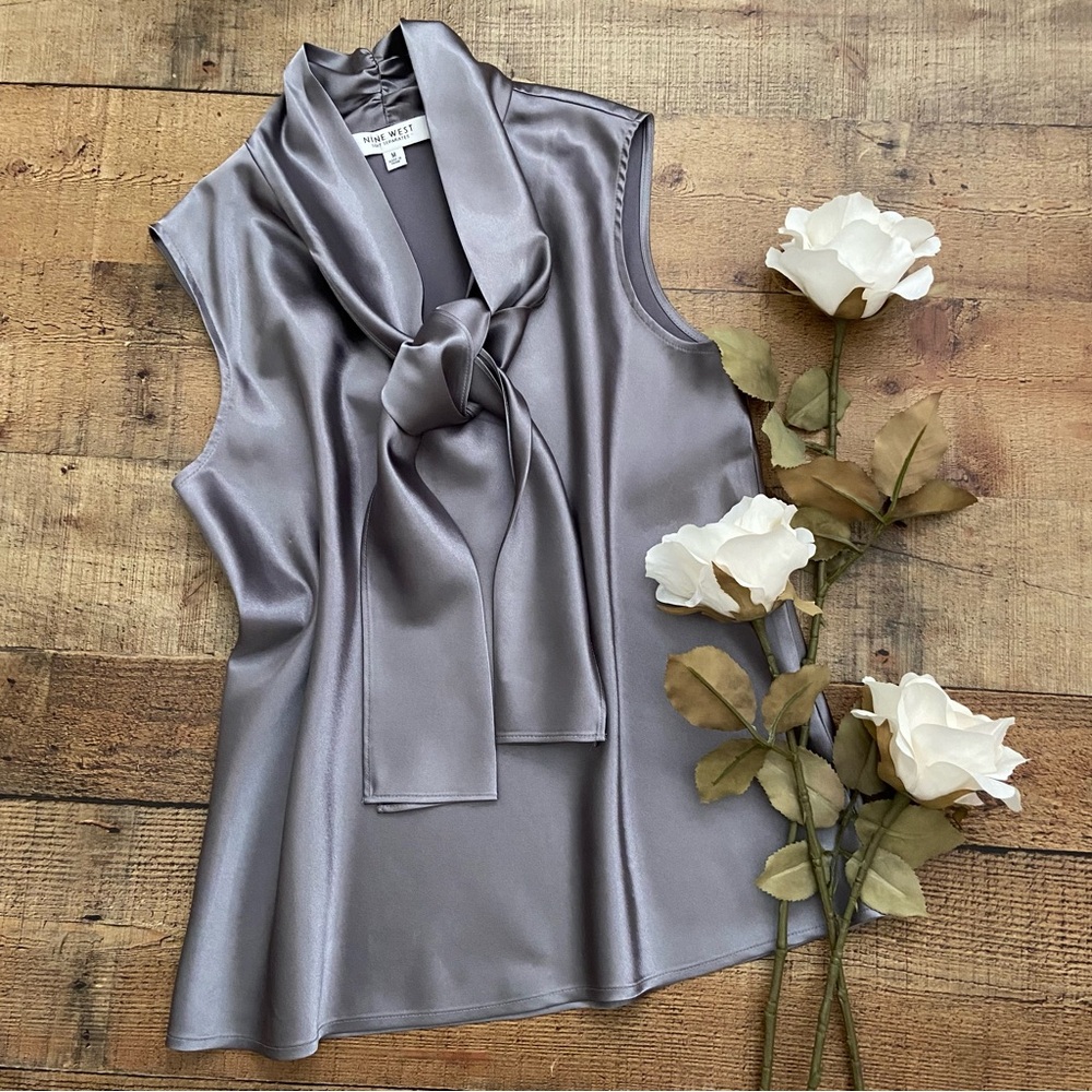 NINE WEST Silver Gray Sleeveless Blouse that Ties in Front